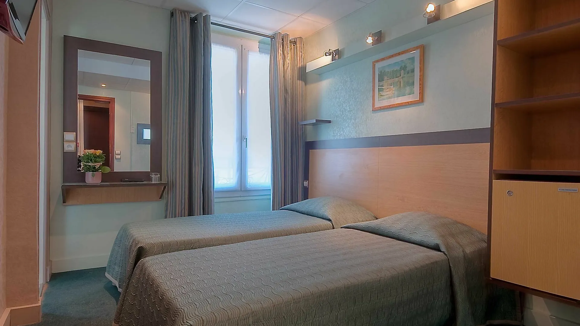 Elysee Etoile Hotel 2*